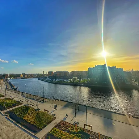 3 Waves Starowka- Gym, Sauna, Kidsplay, Parking Апартаменты Гданьск