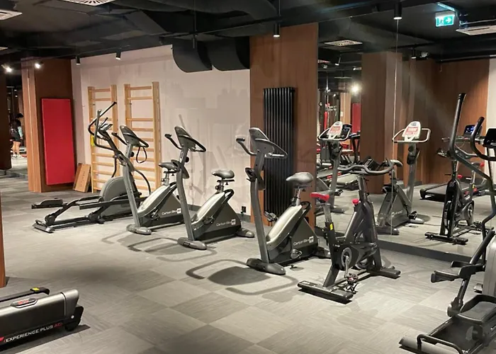 3 Waves Starowka- Gym, Sauna, Kidsplay, Parking * גדנסק